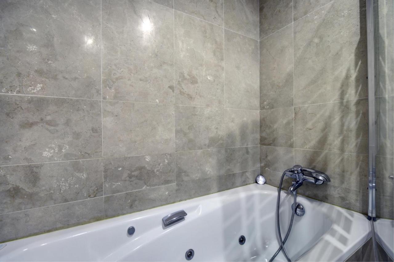 Apartamento 409 Marina Real Puerto De La Duquesa Playa Manilva Extérieur photo