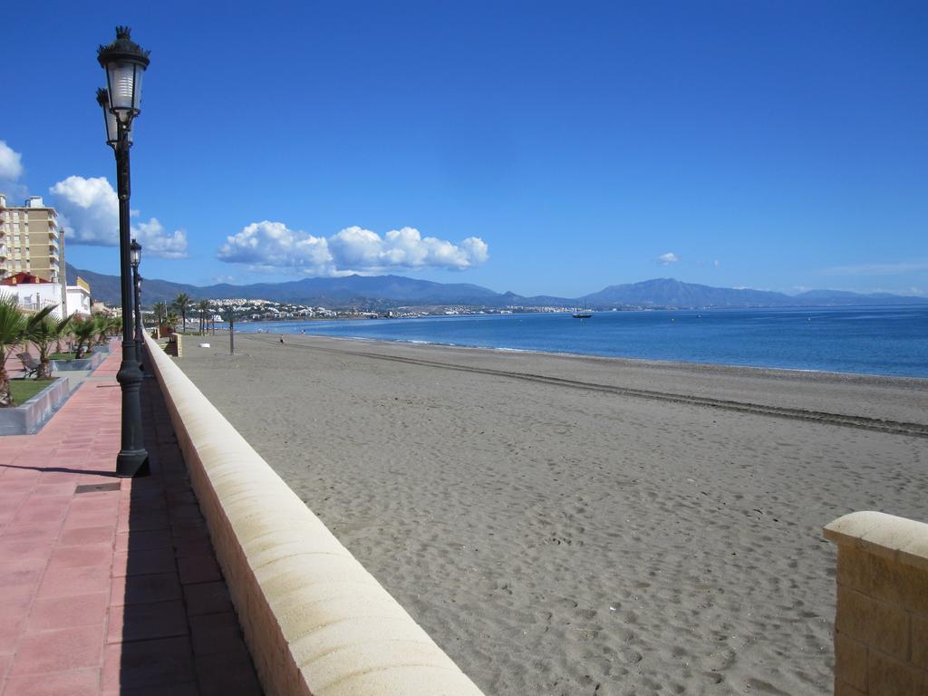 Apartamento 409 Marina Real Puerto De La Duquesa Playa Manilva Extérieur photo
